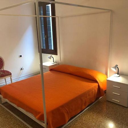 Ferienwohnung Rio Carmini Venezia Exterior foto